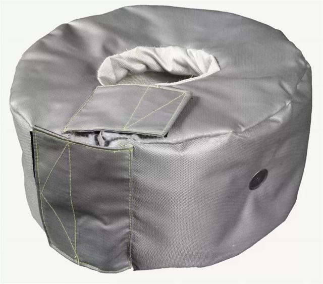 由县级以上人民政府食品安全监督管理部门依照第一款规定给予处罚