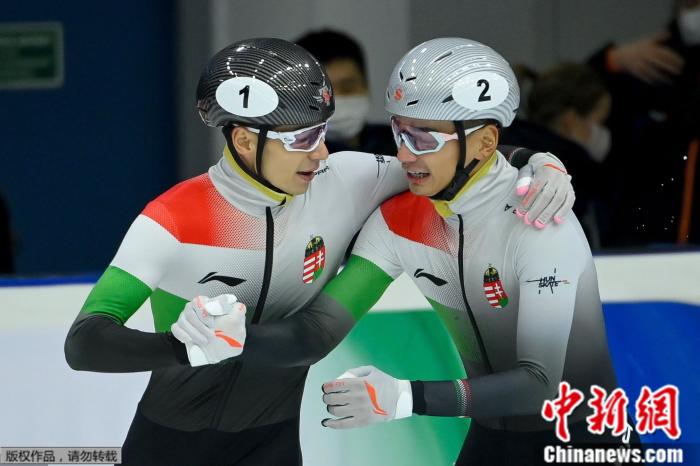 匈牙利冰协批准刘少林、刘少昂改为匈牙利国籍