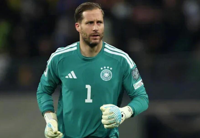 拜仁门将引援新动态：鲍曼或成诺伊尔退役后替