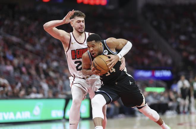 火箭队错失三大交易目标致排名滑落 休赛期或全