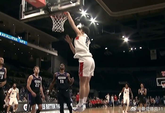 杨瀚森20+7+2帽！混音队惜败国王队